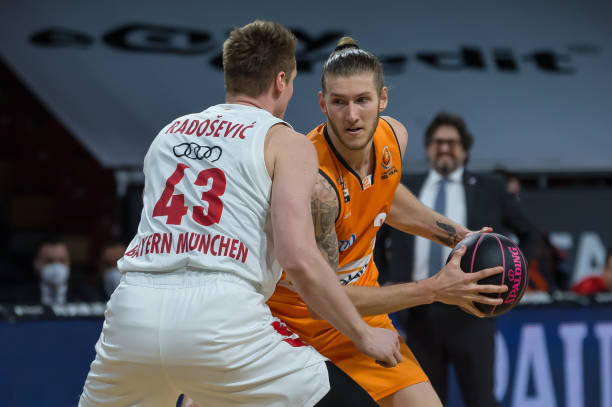 这位外援目 这位外援目