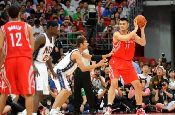 的配合默契 的配合默契